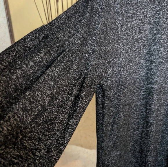 Lightweight sweater - Picture 2 of 5